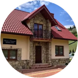 domek_w_chmurach_logo